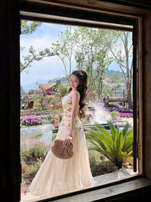 VÁY CÚP NGỰC MAXI THÊU HOA 
