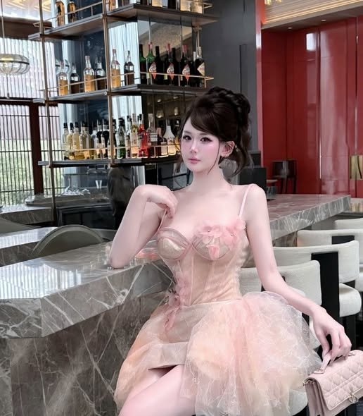 Váy Hồng pastel ngọt ngào 2026